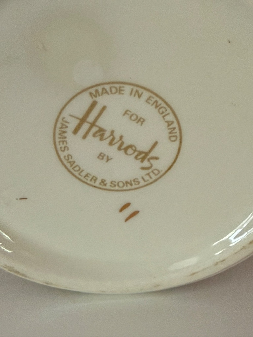 Harrods of London Vintage Fine Bone China Teapot - Picture 9 of 9